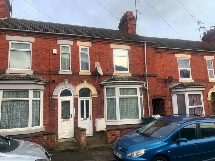 3 Bedroom House To Rent In Strode Road, Wellingborough, NN8