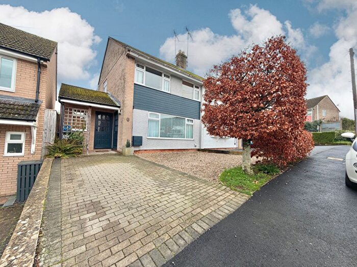 3 Bedroom Semi Detached House For Sale In Orchard Rise, Newnham, GL14