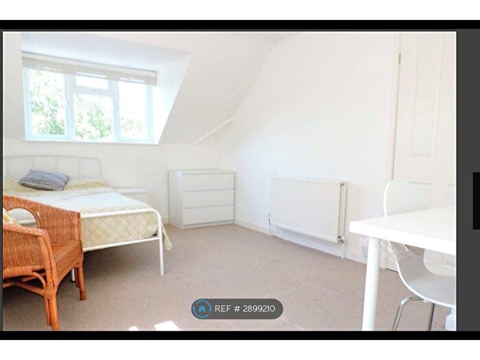 4 Bedroom Semi Detached House To Rent In Broomfield, Guildford, GU2