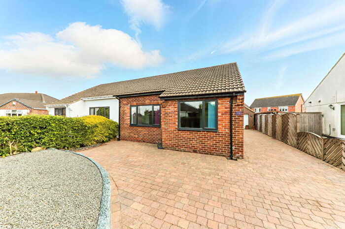 2 Bedroom Semi-Detached Bungalow For Sale In Belle Vue Avenue, Scholes, Leeds, LS15