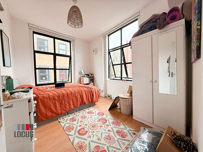 5 Bedroom Flat To Rent In Millers Terrace, Dalston, E8