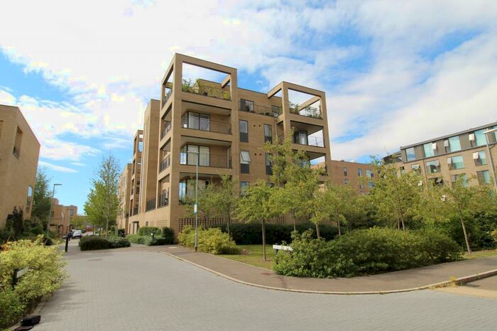 3 Bedroom Apartment To Rent In Forbes Close, Trumpington, Cambridge, CB2