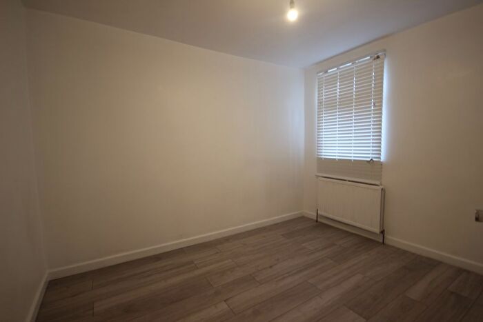 4 Bedroom Terraced House To Rent In Fulbourne Road, London, E17