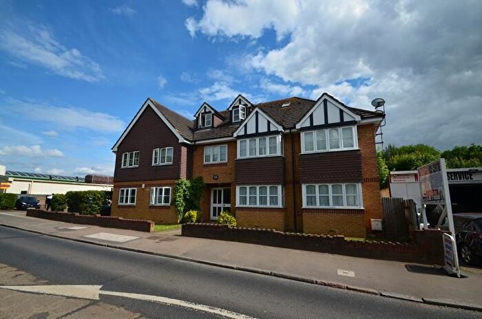 1 Bedroom Flat To Rent In Waterdell Place, Uxbridge Road, Rickmansworth, WD3