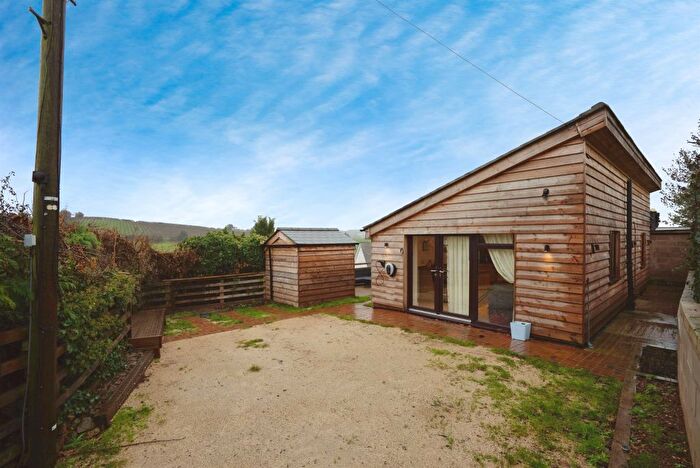 1 Bedroom Lodge For Sale In Phocle Green, Ross-On-Wye, HR9