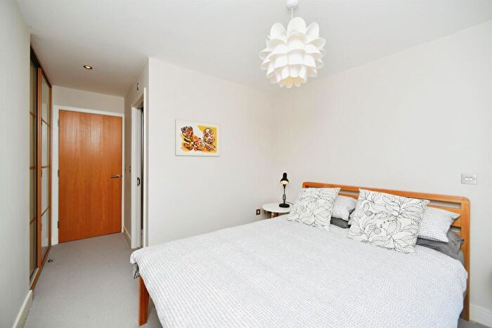 2 Bedroom Apartment For Sale In West Quay, Newhaven, BN9