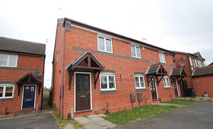 2 Bedroom End Of Terrace House To Rent In St. Davids Road, Leicester, LE3