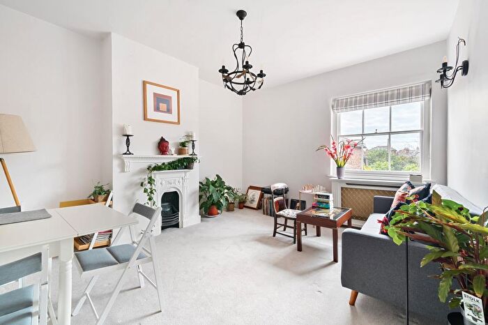 1 Bedroom Apartment To Rent In Hart Street, Henley On Thames, RG9