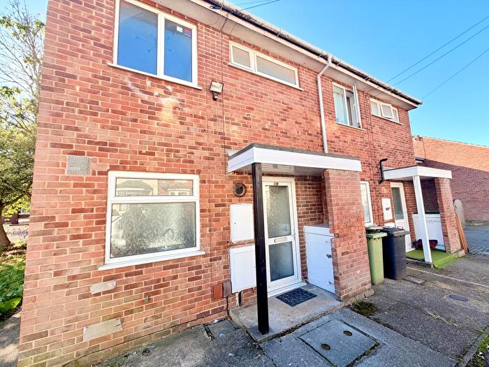 3 Bedroom House To Rent In Winstanley Road, Wellingborough, NN8
