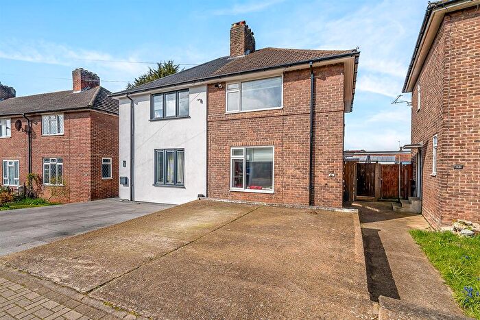 2 Bedroom Semi Detached House For Sale In Sudbury Crescent, Bromley, BR1