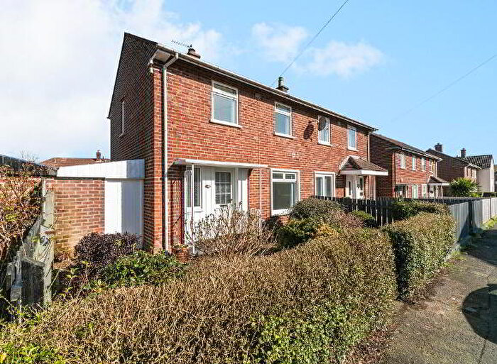 2 Bedroom Semi-Detached House For Sale In Knock Eden Drive, Belfast, BT6