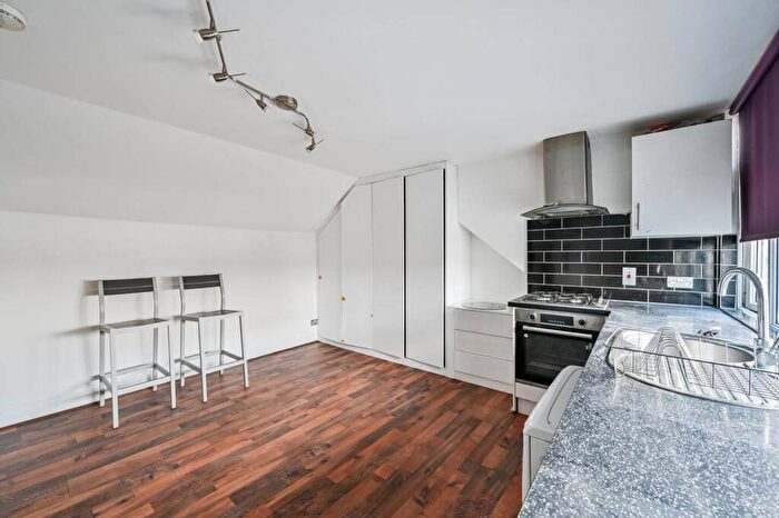 Studio For Sale In April Court, Northwood Road, Thornton Heath, , Thornton Heath, CR7