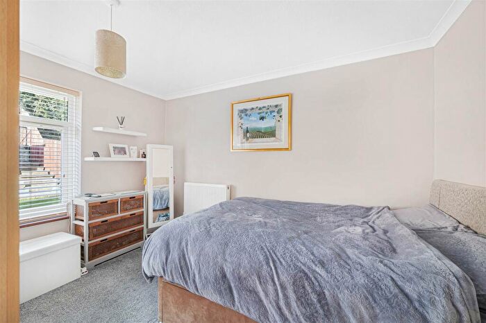2 Bedroom Detached Bungalow For Sale In Kennedy Way, Newhaven, BN9