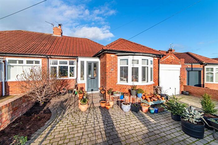 2 Bedroom Semi-Detached Bungalow For Sale In Craythorne Gardens, Heaton, NE6