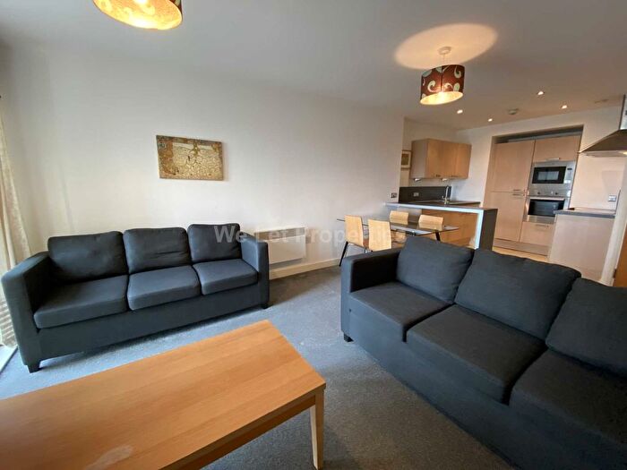 2 Bedroom Flat To Rent In Jefferson Place, Greenquarter, M4