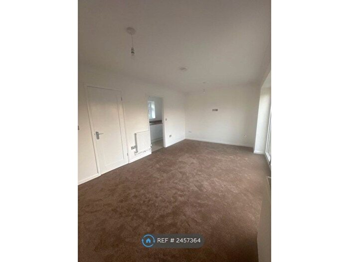 Studio To Rent In Kingsfold Avenue, Southampton, SO18