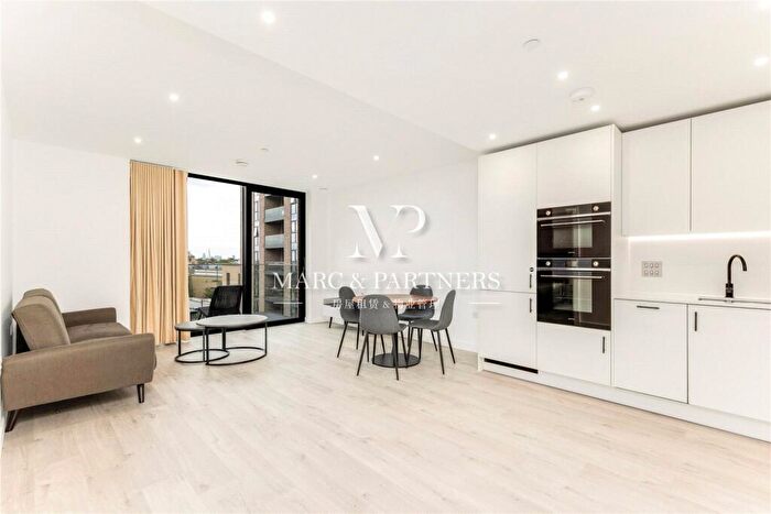 1 Bedroom Apartment To Rent In Woodberry Down, Willowbrook Court, London, N4