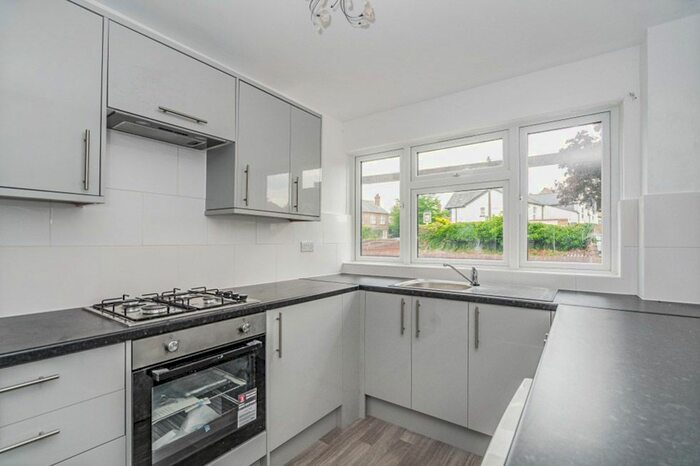 3 Bedroom Terraced House To Rent In Whitehall Road, Uxbridge, UB8