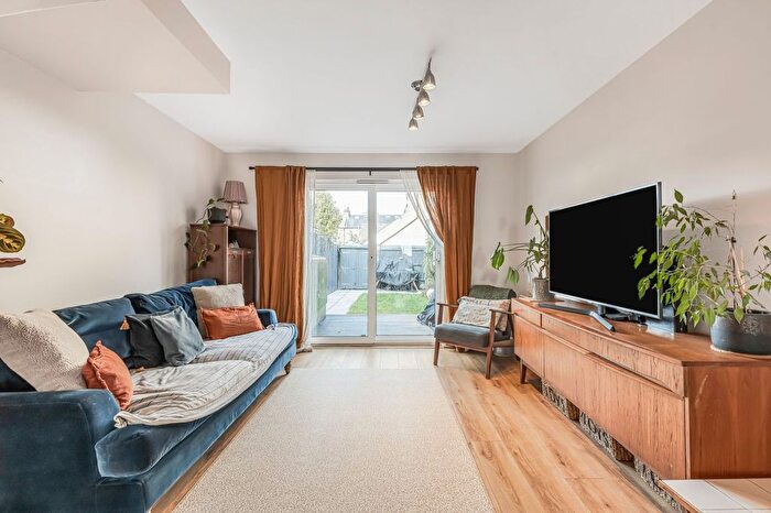 2 Bedroom Terraced House For Sale In Shire Place, Wandsworth, London, SW18