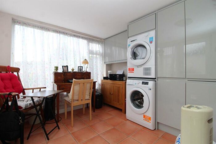 5 Bedroom Semi-Detached House For Sale In Rydal Avenue, Ramsgate, CT11