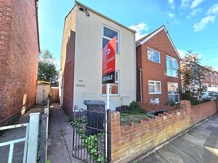 3 Bedroom Detached House For Sale In Melbourne Street East, Gloucester, GL1