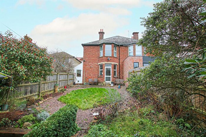 3 Bedroom Semi Detached House For Sale In Cardigan Street, Newmarket, CB8