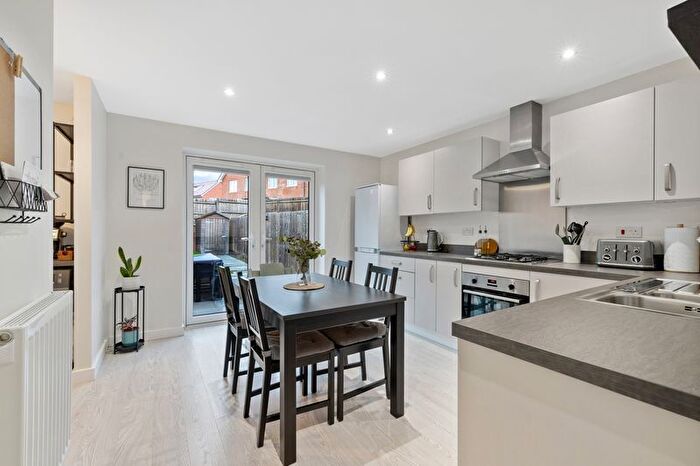 2 Bedroom Semi-Detached House For Sale In Nine Acres, Chichester, PO19