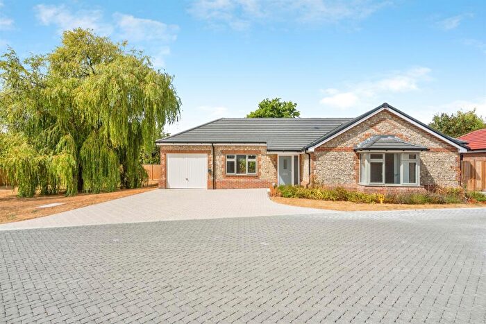 3 Bedroom Detached Bungalow For Sale In Arundel Road, Fontwell, Arundel, BN18