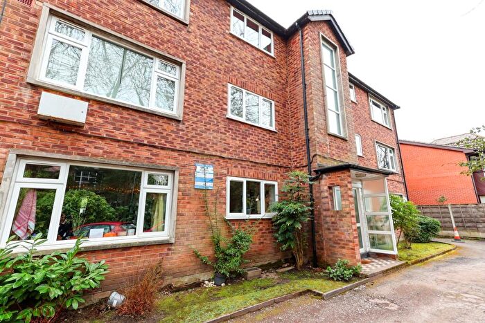 1 Bedroom Flat To Rent In Spath Holme, Holme Road, M20