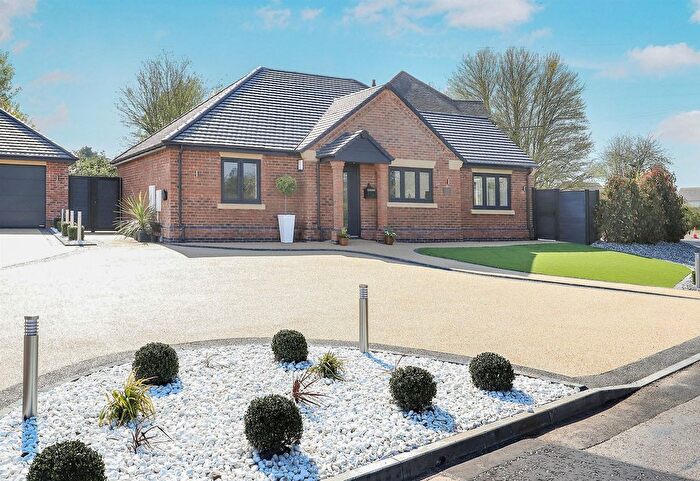 3 Bedroom Detached Bungalow For Sale In School Lane, Coven, Wolverhampton, WV9