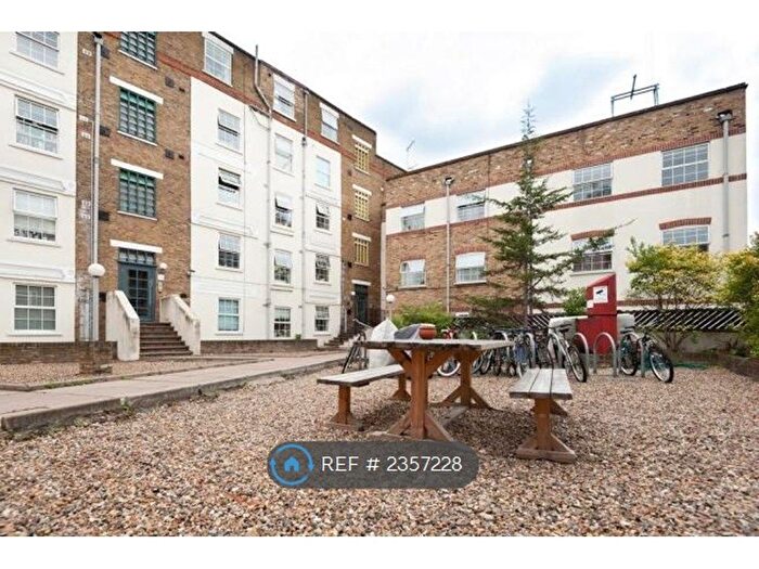 1 Bedroom Flat To Rent In Old Castle Street, London, E1