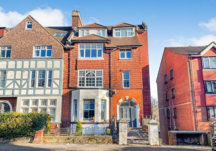 1 Bedroom Flat For Sale In Rear Garden Flat, London Road, St. Leonards-On-Sea, East Sussex, TN37