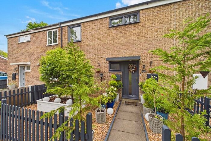 3 Bedroom Terraced House For Sale In Elizabeth Watling Close, Thetford, IP24