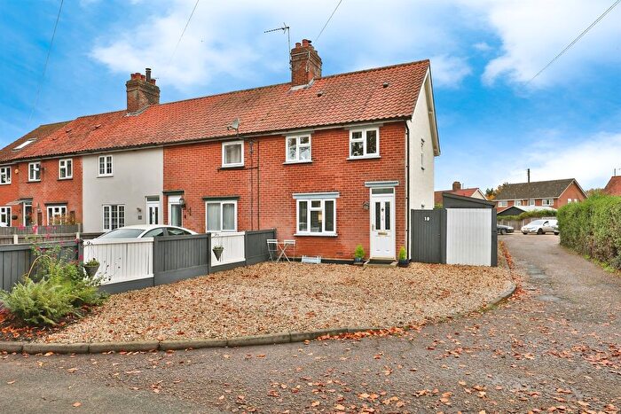 3 Bedroom End Terrace House For Sale In Littlewood Lane, Hoveton, Norwich, NR12