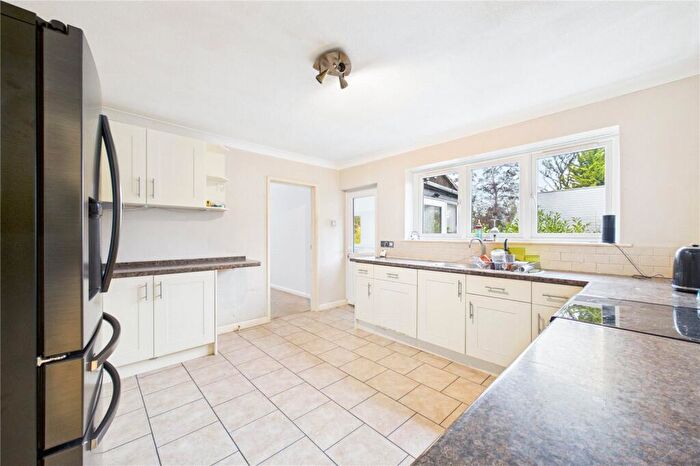 5 Bedroom Detached House For Sale In Ash Lane, Burghfield Common, Reading, Berkshire, RG7