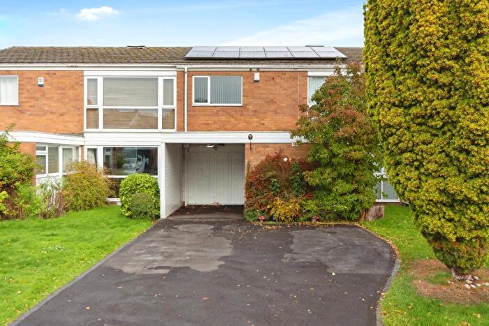 4 Bedroom Terraced House For Sale In Emscote Green, Solihull, West Midlands, B91