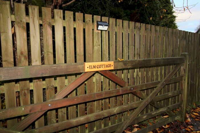 3 Bedroom Cottage To Rent In Lochgreen Road, Falkirk, FK1