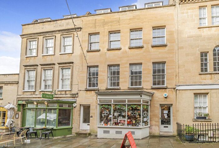 Apartment To Rent In Margarets Buildings, Bath, Somerset, BA1