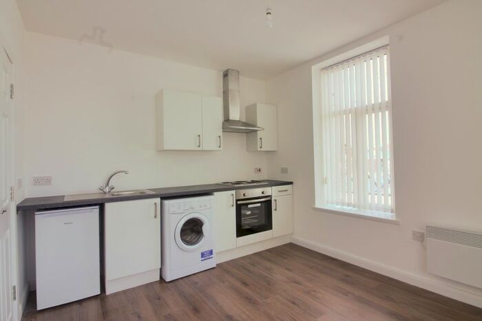 1 Bedroom Flat To Rent In Whingate Mill, Whingate, Leeds, LS12