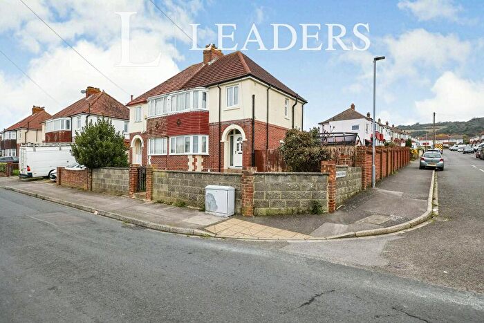 3 Bedroom Terraced House To Rent In Newbolt Road, PO6