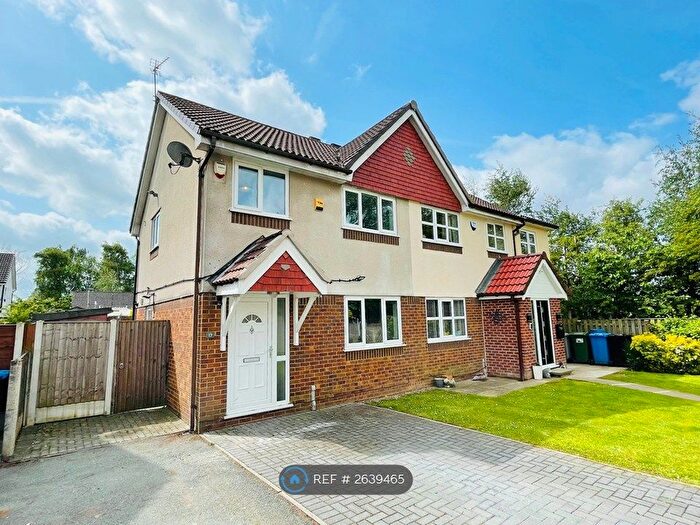 3 Bedroom Semi-detached House To Rent In Allgreave Close, Sale, M33