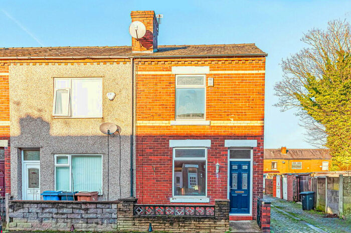 2 Bedroom End Of Terrace House To Rent In Stelfox Street, Eccles, Manchester, M30