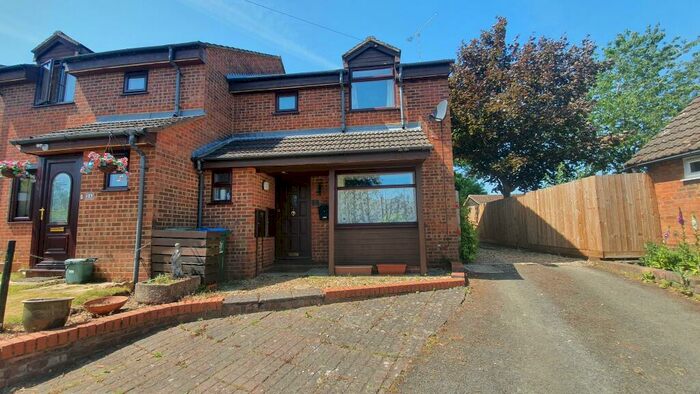 3 Bedroom House To Rent In Littleworth, Wing, Leighton Buzzard, LU7