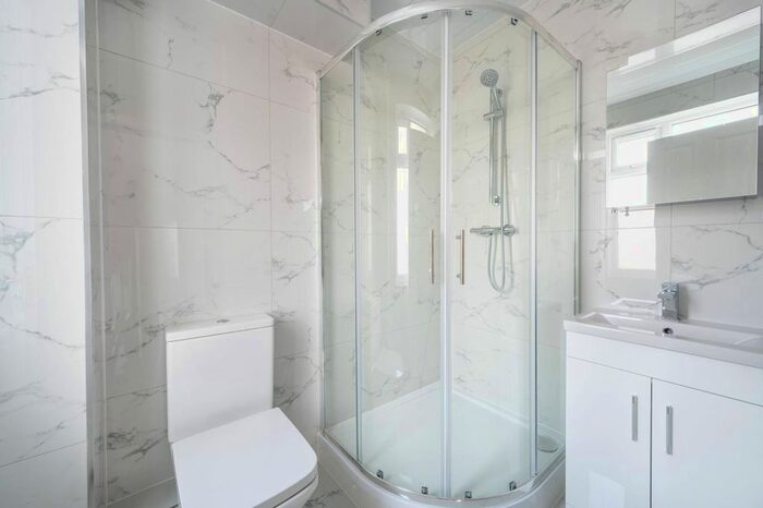 Studio To Rent In Headstone Gardens, Harrow, HA2