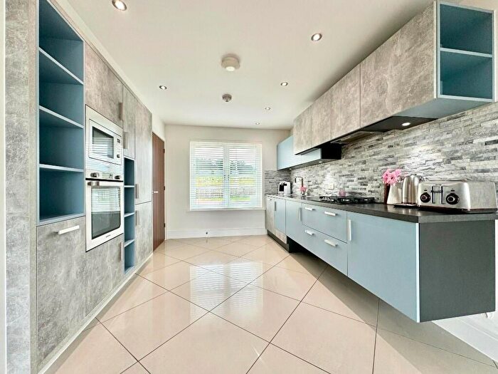 4 Bedroom Detached House For Sale In Chacefield Place, Denny, FK6