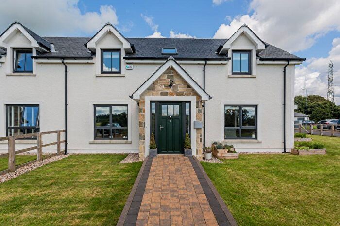 4 Bedroom Semi-detached Villa For Sale In Chapel Road, Houston, PA6