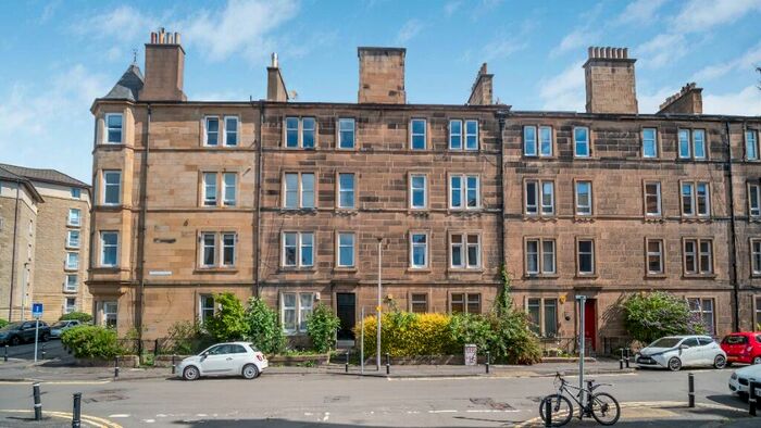 2 Bedroom Flat To Rent In Roseburn Place, Roseburn, Edinburgh, EH12