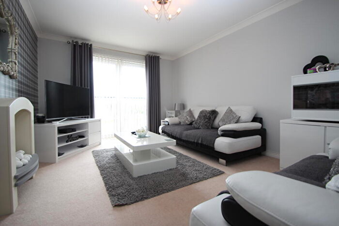 2 Bedroom Flat To Rent In Lochranza Court, Motherwell, ML1
