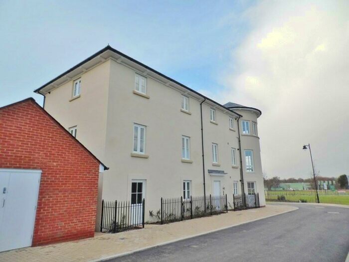 1 Bedroom Ground Flat To Rent In Newton House, Peasgood Lane, PO7