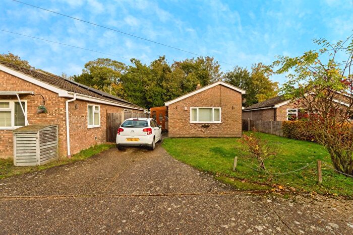 2 Bedroom Detached Bungalow For Sale In Angerstein Close, Weeting, Brandon, IP27